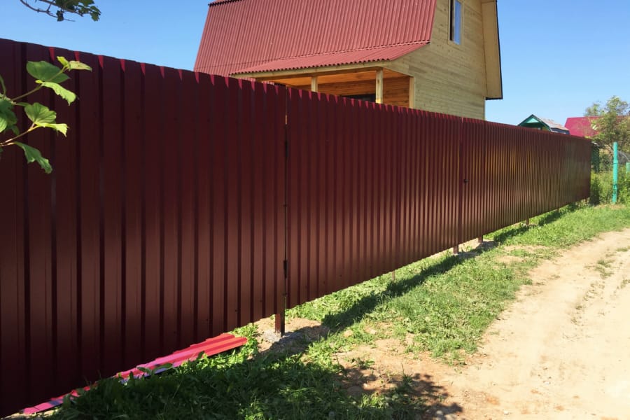 Заборы для дачи в Юбилейном